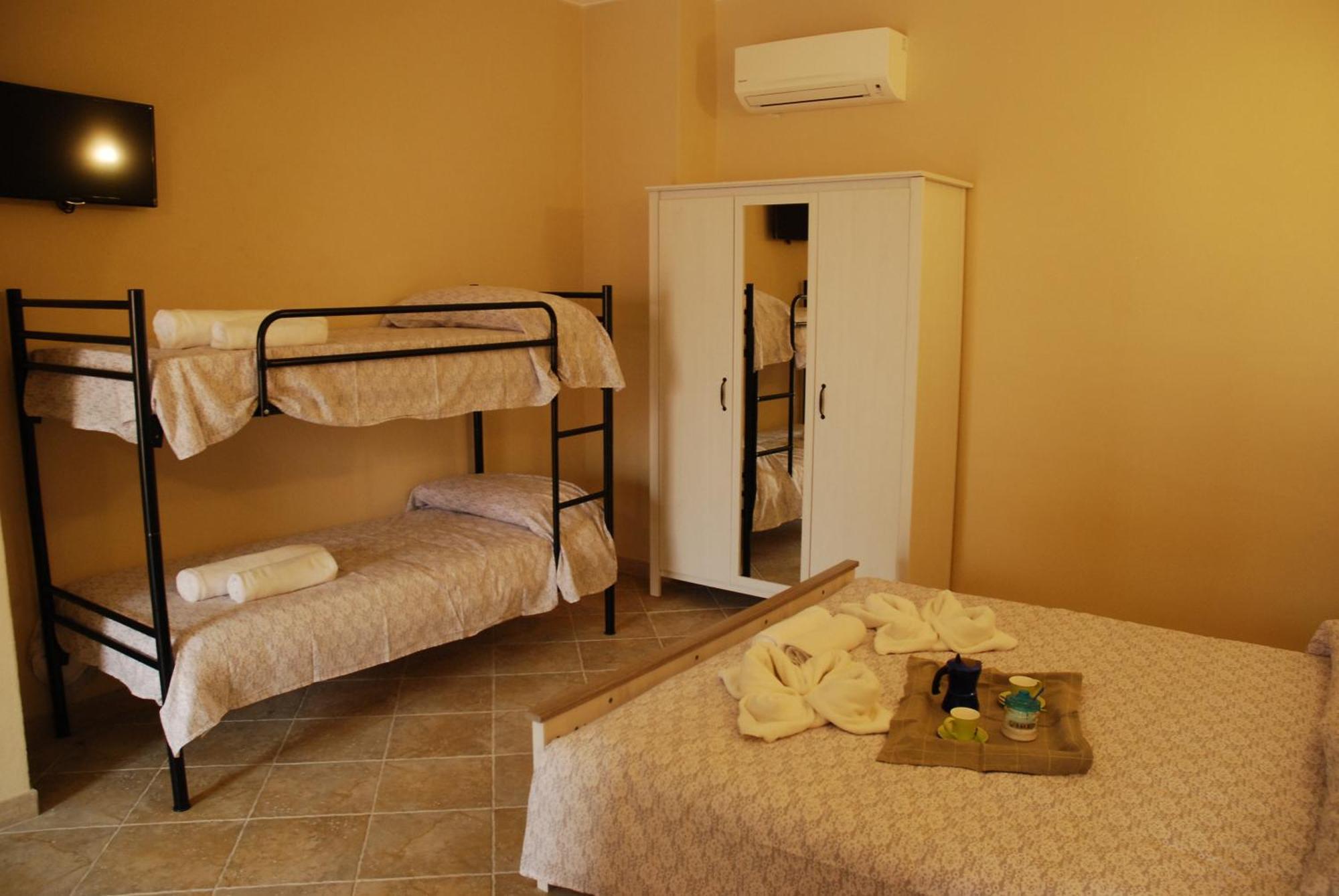 Alba Sarda Residence Иглесиас Номер фото